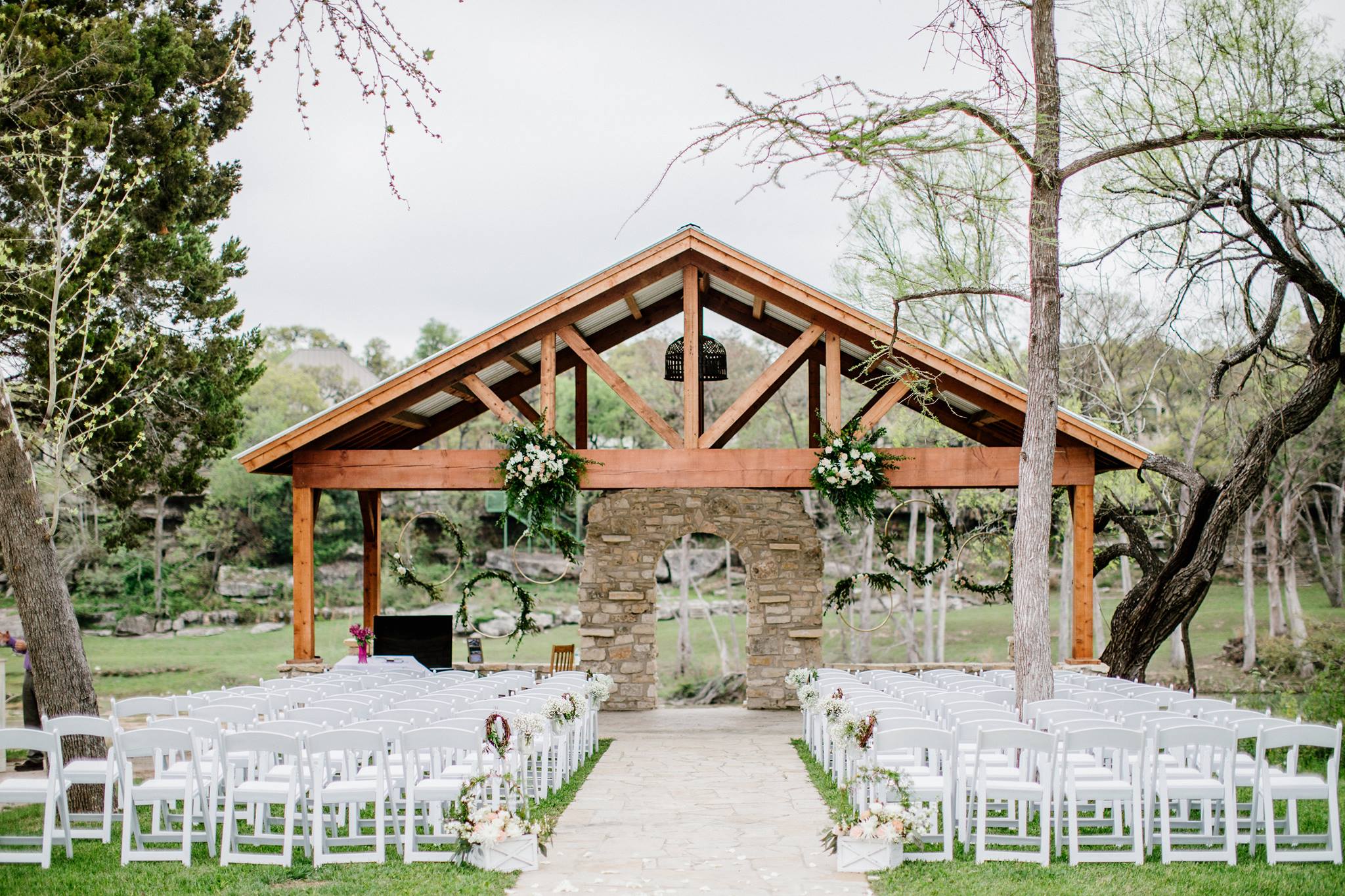 Texas Hill Country Wedding Venues with Lodging, outdoor wedding venue, luxury wedding, waterfront ceremony