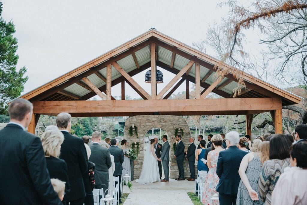 Romantic Getaway for Austin Couples, wedding venue near Dripping Springs